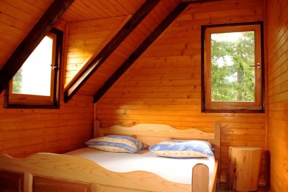 Лоджи Triangle Woodhouse Плав-19