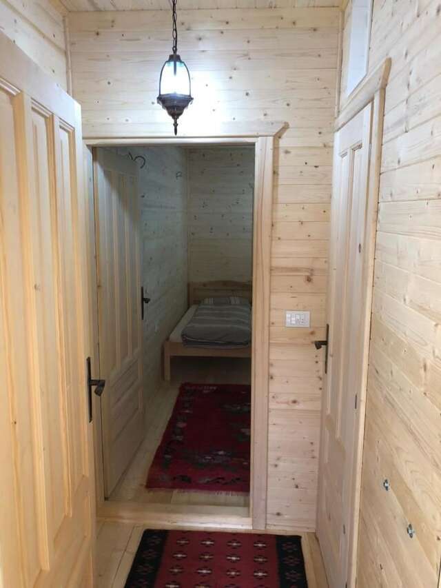 Лоджи Triangle Woodhouse Плав-14